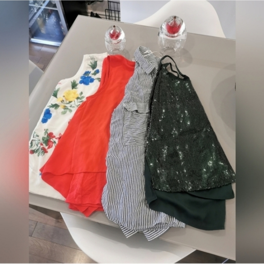 Bundle of 4 shirt size M different brands